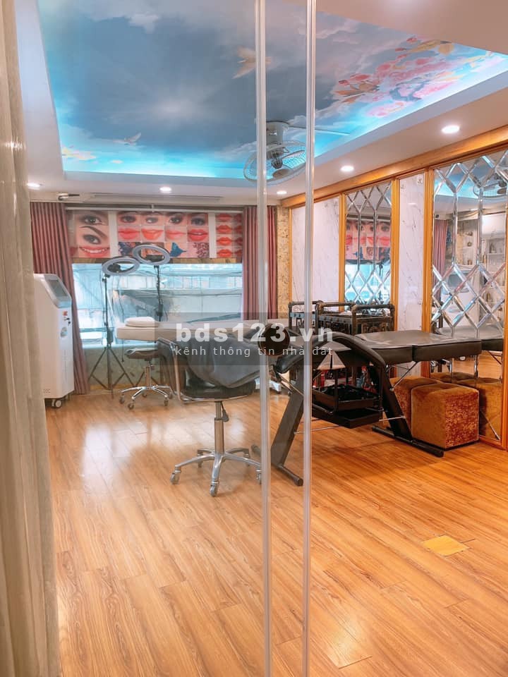 Bán nhà mặt phố Vĩnh Hồ, kinh doanh đỉnh, diện tích 30m2, giá 7.5 tỷ