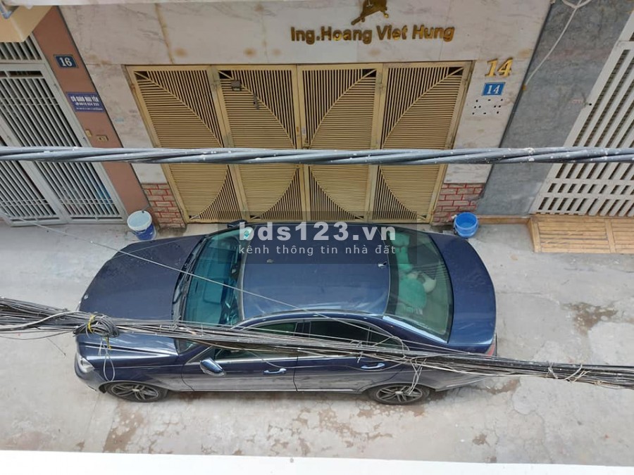 Bán nhà Tây Hồ gần phố đi bộ, kinh doanh cho thuê dt 30mx6m, giá 4.8 tỷ, lhcc