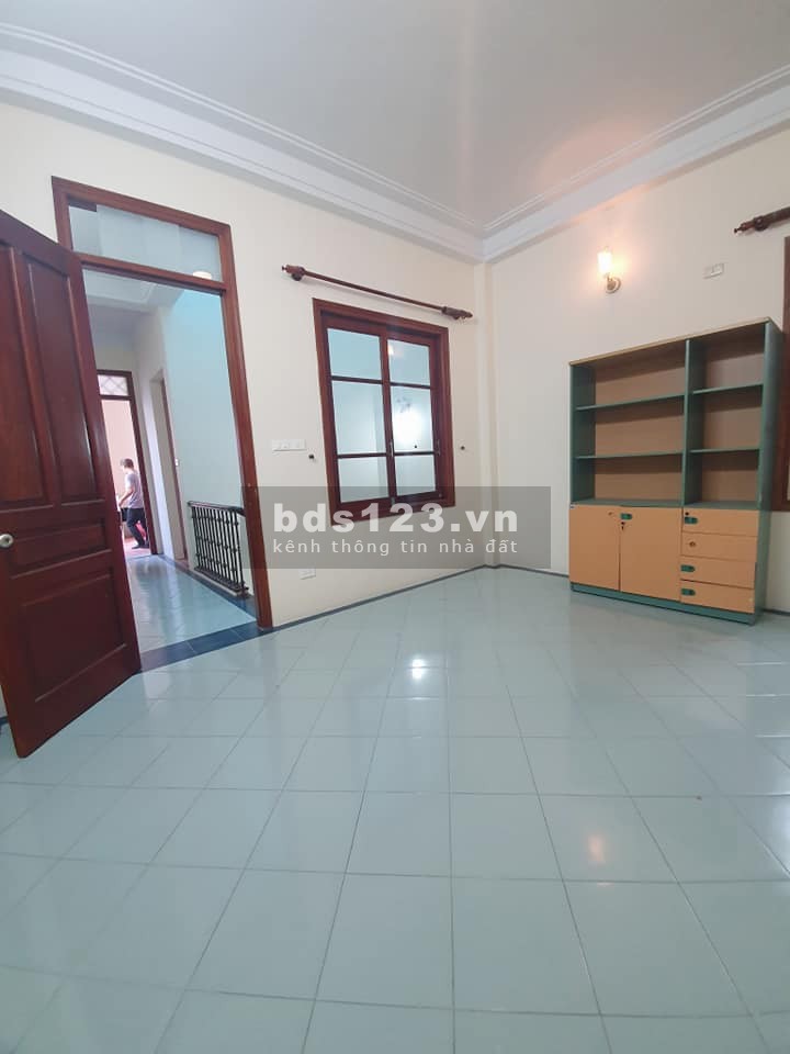Nhà riêng Thanh Xuân 4Tx60m2, ngõ thông, tặng nội thất, giá 4 tỷ 8