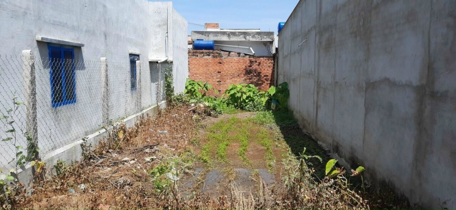 Cần tiền bán gấp miếng đất 100m2 5x20, Đức Hòa, Long An, giá yêu thương chỉ 670 triệu