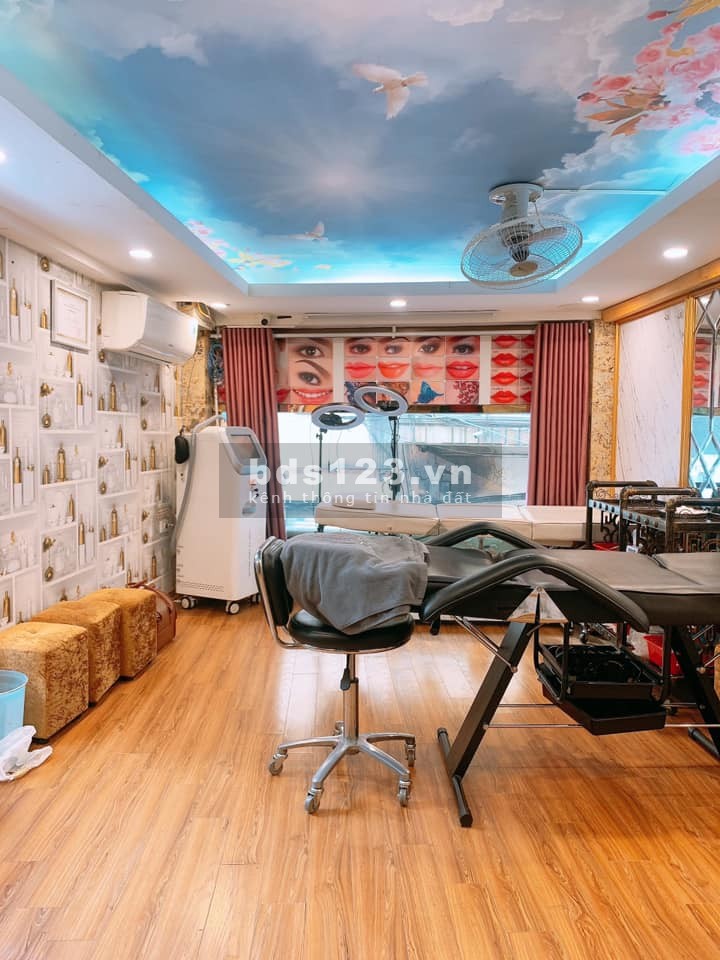Bán nhà mặt phố Vĩnh Hồ, kinh doanh đỉnh, diện tích 30m2, giá 7.5 tỷ