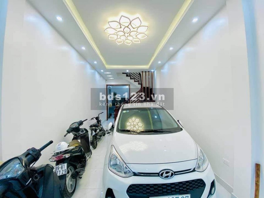 Đường Phan Trọng Tuệ, ô tô 7 chỗ vào nhà diện tích 34m, mt 4.3m,lh 0917535239
