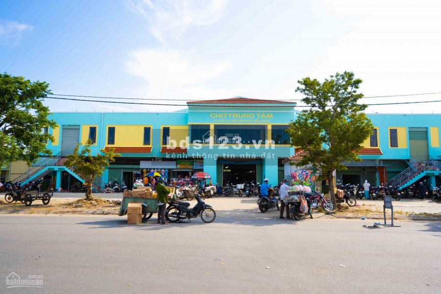 Cần tiền bán gấp lô đất nền hơn 100m2, giá chỉ từ 1.8 tỷ, lhcc