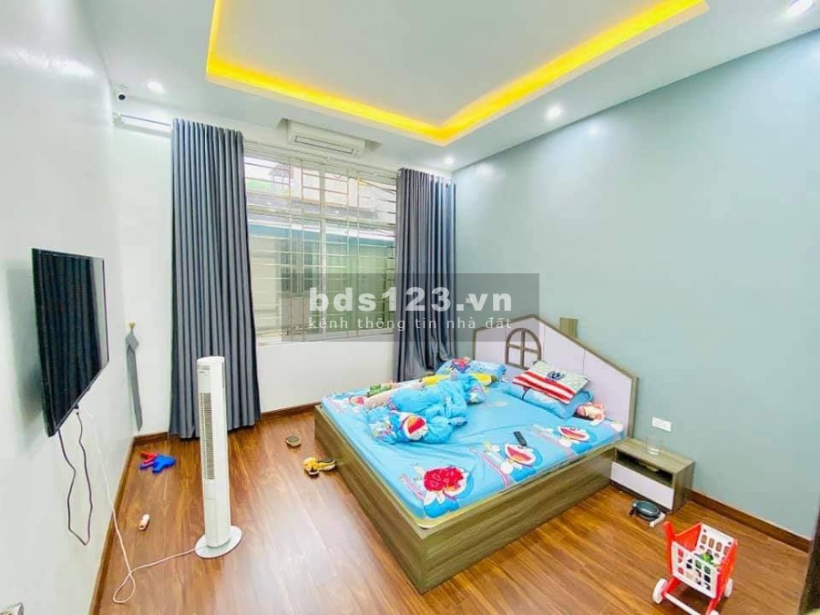 Đường Phan Trọng Tuệ, ô tô 7 chỗ vào nhà diện tích 34m, mt 4.3m,lh 0917535239