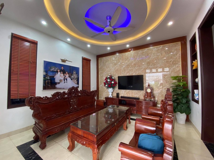 Bán gấp Biệt Thự siêu đẹp chỉ 6tỷ 180m gần Bến Xe Yên Nghĩa Hà Đông