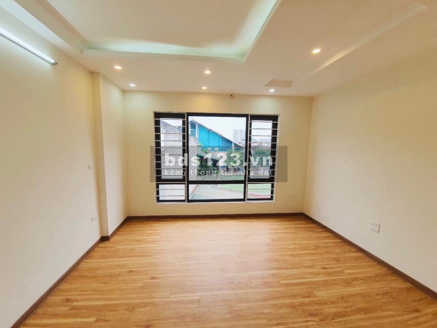Bán nhà ngõ 10 Nguyễn An Ninh, gara ô tô 7 chỗ, mt 6m, dt 50m2, giá 6.5 tỷ, thương lượng