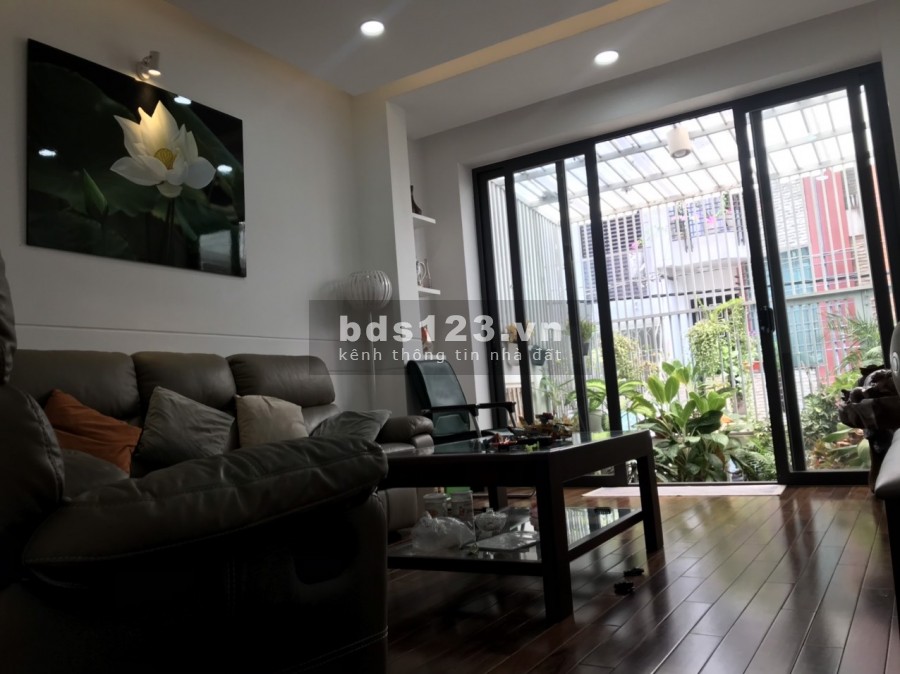 Bán nhà Huỳnh Văn Bánh phường 14, Quận Phú Nhuận dt 50m2, giá bán 10.3 tỷ