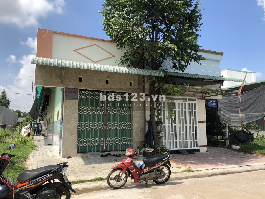 Bán nhà trọ đơn 150m2 giá chỉ 1 tỷ 500 triệu, phù hợp đầu tư hàng tháng kiếm 10 triệu, ngay cổng kcn Mỹ Phước 3