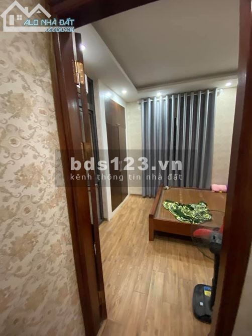 Bán nhà phố Trần Cung tiện kinh doanh oto dt 55m2, giá bán nhanh 4 tỷ