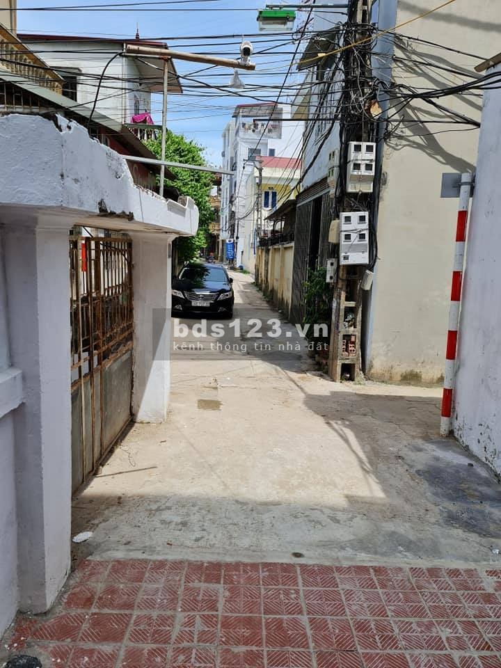Bán 5 căn nhà phân lô mới xây Thụy Phương ôtô đỗ cửa, 5 tầng, thiết kế hiện đại, sang trọng.