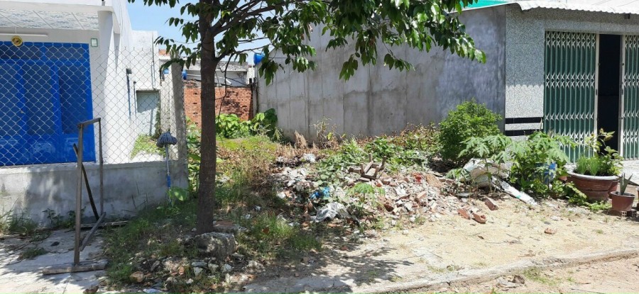 Cần tiền bán gấp miếng đất 100m2 5x20, Đức Hòa, Long An, giá yêu thương chỉ 670 triệu