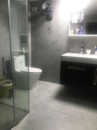 Bán nhà Minh Khai diện tích sử dụng 55m2 mặt tiền rộng, trung tâm gần phố
