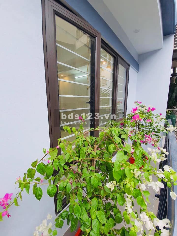 Bán nhà ngõ 10 Nguyễn An Ninh, gara ô tô 7 chỗ, mt 6m, dt 50m2, giá 6.5 tỷ, thương lượng