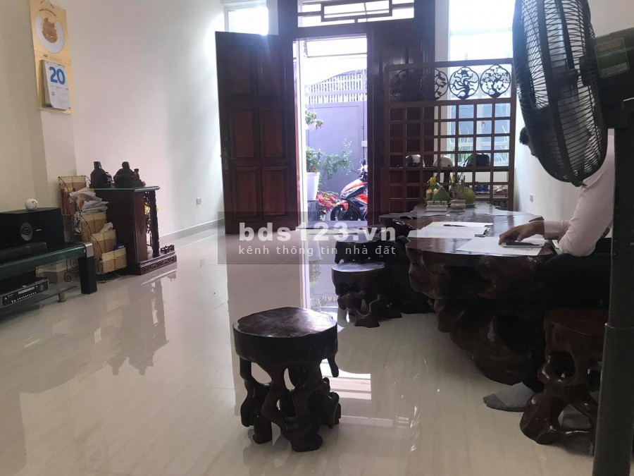 Bán Nhà Phố Đường Tăng Bạt Hổ DT: 80m2, 2 L, 5.3m x 14m, Giá chỉ: 6 tỷ.