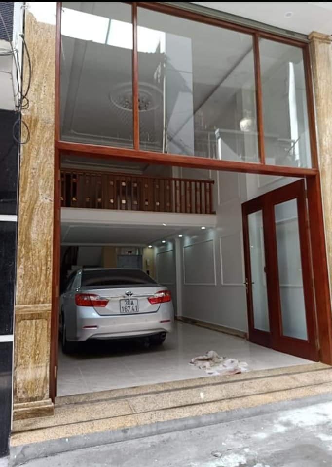 Phạm Văn Đồng Cầu Giấy, giá 5,x tỉ Pháp lý sạch 88m2 mặt tiền: 4,1m 4 tầng Không tranh chấp