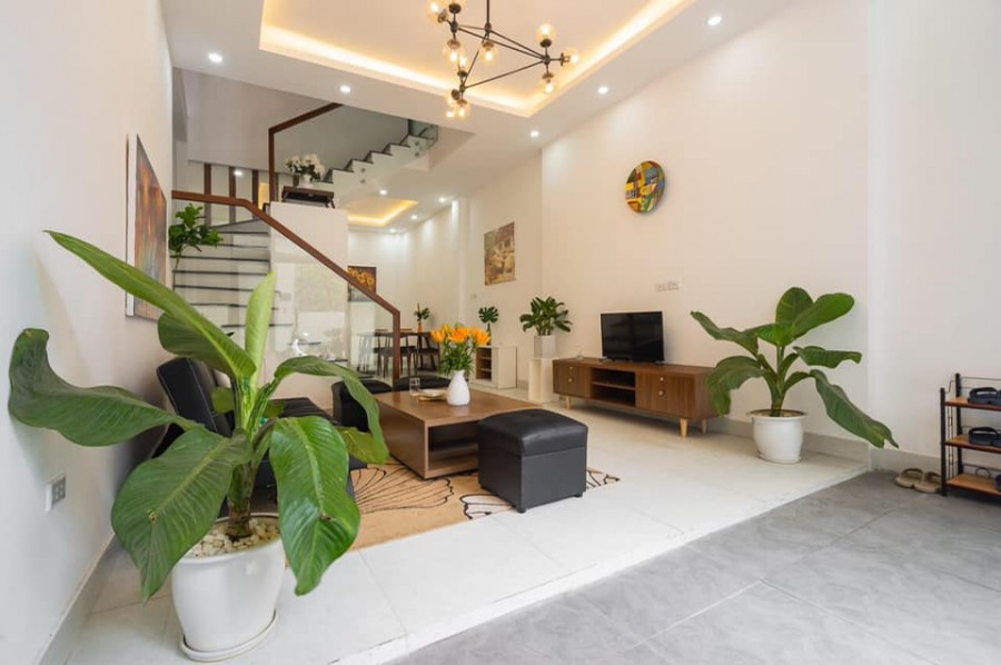 Quang Trung Hà Đông, giá 6.9 tỷ kinh doanh 100m2 mặt tiền: 4,2m 3 tầng sổ vuông
