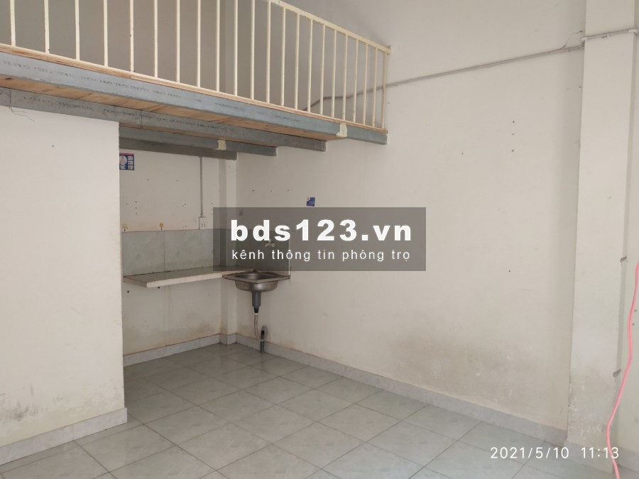 Phòng đầu dãy Thạnh Lộc 37 Q.12 gần CĐ Điện lực Bxe buýt 03. Mầm non Tân Việt Mỹ