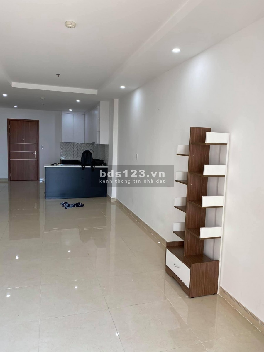 Cho thuê chung cư Cityland Park Hills nội thất cơ bản chỉ 11tr/ tháng