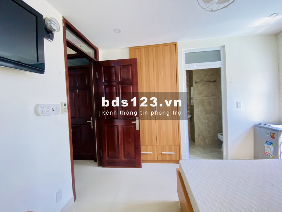 Cho thuê phòng trọ giá rẻ ở quận 7, có nội thất, giá chỉ 3,5 triệu đồng/tháng
