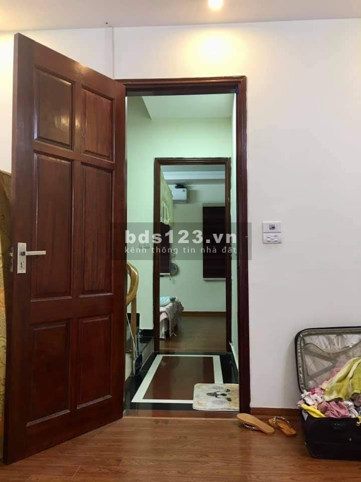 Nhà Hà Đông Khu vực tiềm năng Bám Quốc Lộ, dân đông đúc