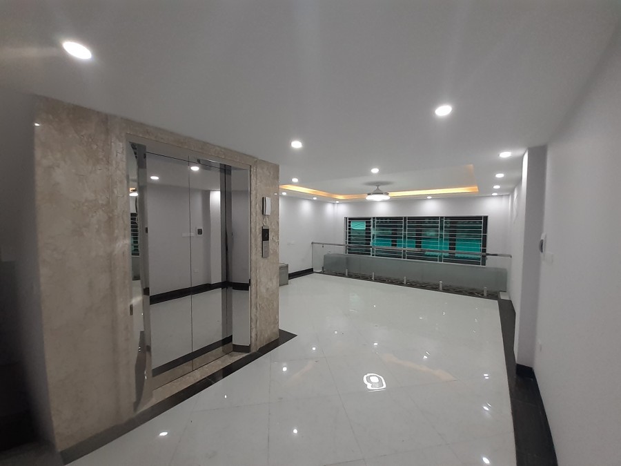 Nhà Thanh Xuân Lô góc 2 thoáng vĩnh viễn, 51mx6T thang máy nhập, full nội thất, nhỉnh 6 tỷ.