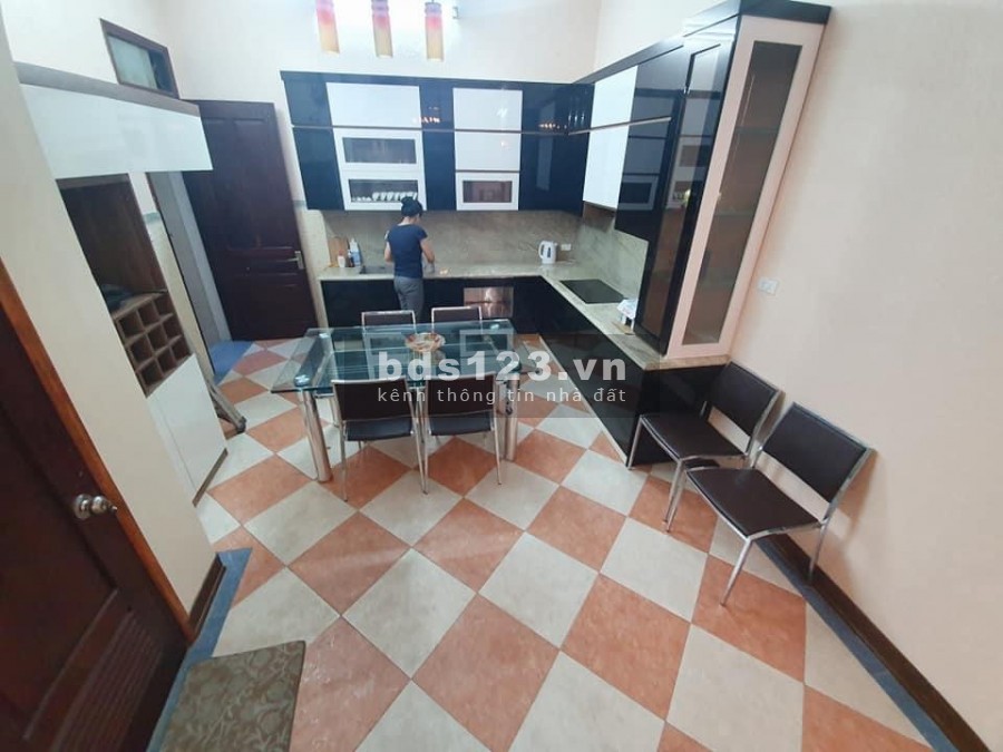 Bán nhà đẹp Khương Trung, chủ tự xây tâm huyết, ngõ rộng thông, dt 60m2, giá 4.8 tỷ