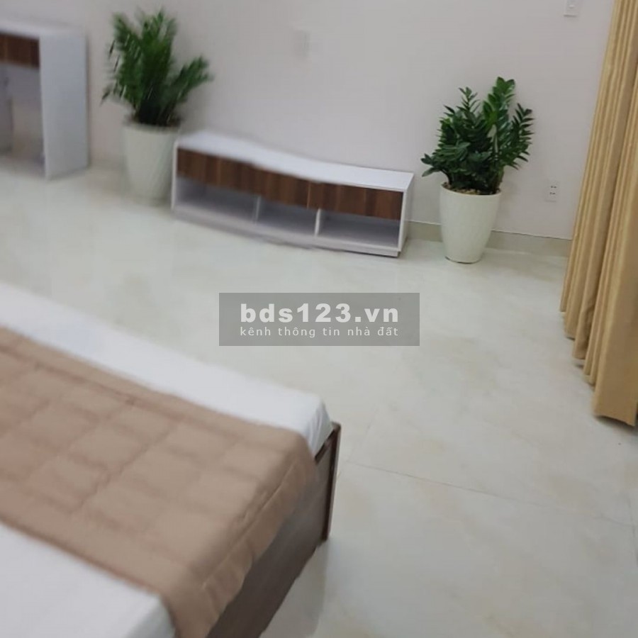 Hẻm xe hơi giáp Quận 1 rộng 6m, nhà mới 4 pn, mua ở ngay Đinh Tiên Hoàng, giá chỉ 7.95 tỷ