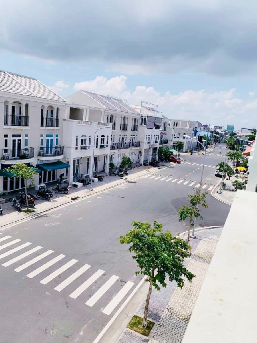 Bán nhà khu Tây Sông Hậu giai đoạn 2, khu dân trí cao, lh 0963828360