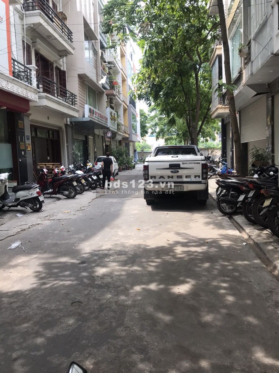 Trung Yên Cầu Giấy vỉa hè lớn, ô tô tránh kinh doanh giá 9.8 tỷ, lhcc