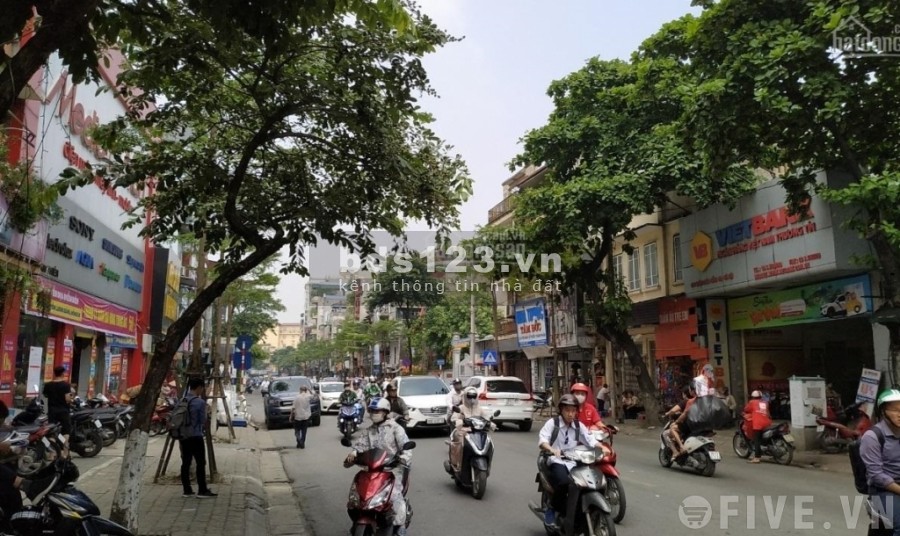 Bán Nhà mặt phố Quận Đống Đa, 2 mặt tiền vỉa hè 4m dt 81m2 giá 21 tỷ