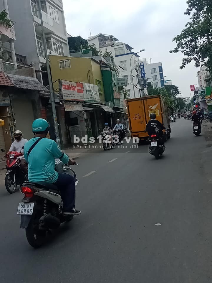 Hẻm Ba Gác Đua đường Thích Quảng Đức diện tích 55m2, giá chỉ 6 tỷ 5