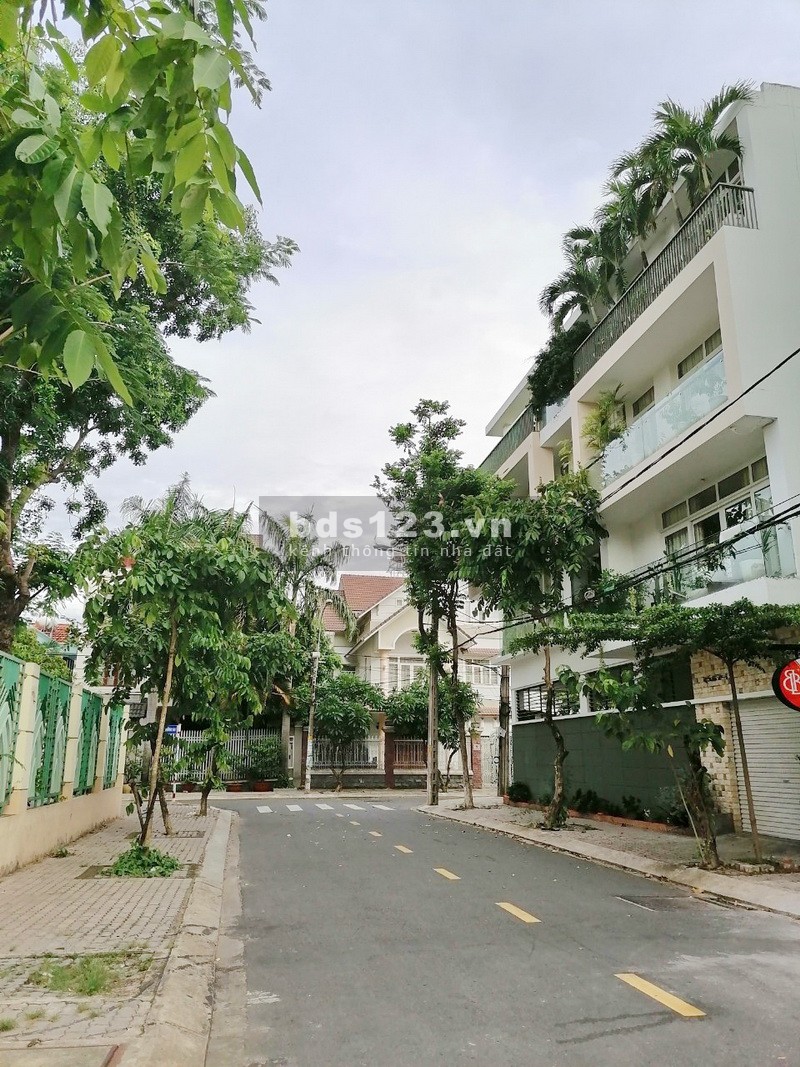 Bán nhà 166m2 đường số 73 khu Tân Quy Đông P. Tân Phong Quận 7