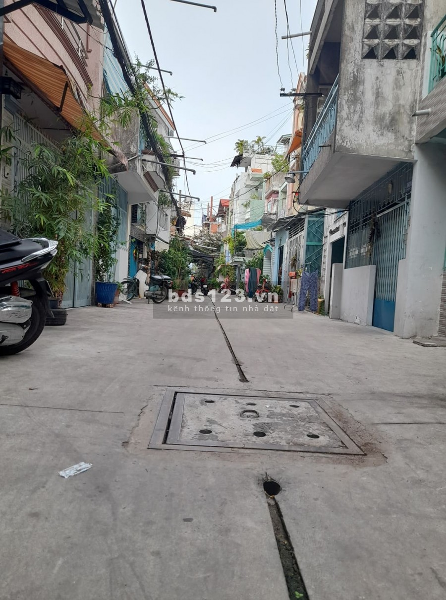 Bán nhà giá 6.6 tỷ dt 36m2 4 tầng hẻm xe hơi vào nhà Hồng Bàng Quận 11 lh 0886880910