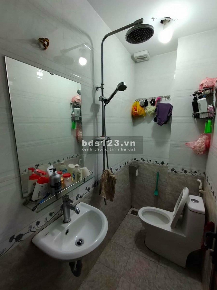 Bán nhà Bùi Xương Trạch 35M- 3 T, mt 3.5m, giá bán 1.8 tỷ