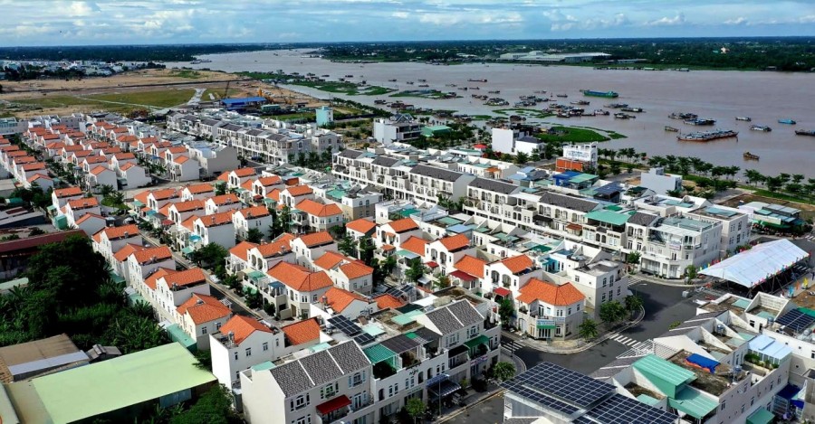 Bán nhà khu Tây Sông Hậu giai đoạn 2, khu dân trí cao, lh 0963828360