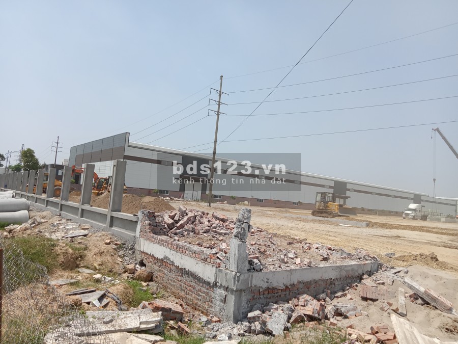 Cho thuê xưởng dt 13000m2 tại Phố Nối A, xã Ngọc Long, Yên Mỹ, Hưng Yên khuôn viên 20.000m2