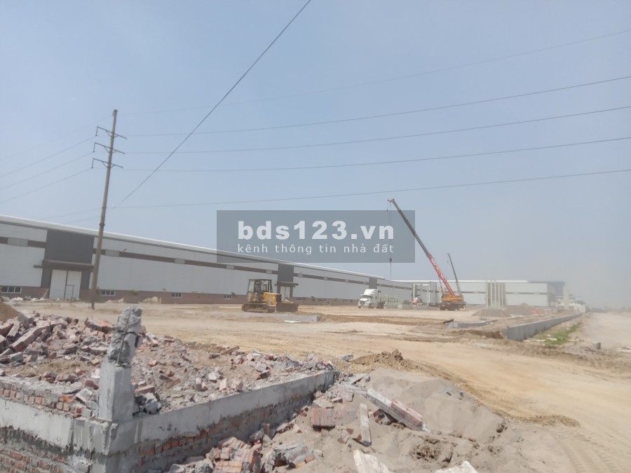Cho thuê xưởng dt 13000m2 tại Phố Nối A, xã Ngọc Long, Yên Mỹ, Hưng Yên khuôn viên 20.000m2