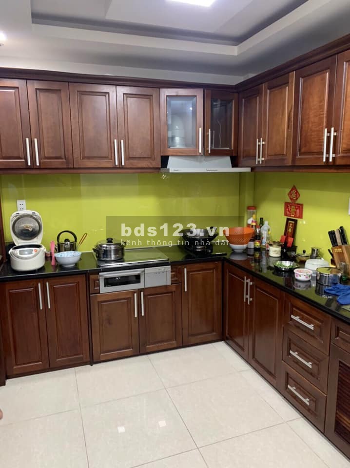 Nhà đẹp 1 trệt 3 lầu Quận 10, 51m2, hẻm xe hơi đường CMT8, giá 7 tỷ