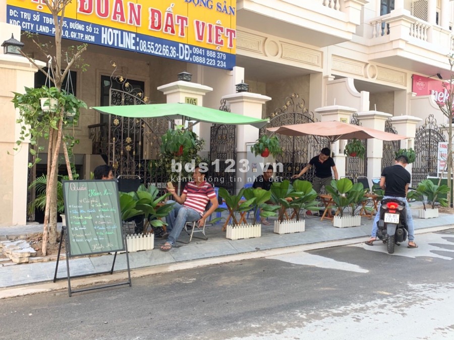 Mặt bằng kinh doanh vị trí cực đẹp Cityland Park Hills lối đi riêng ở lại được