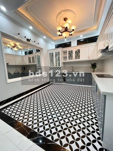 Nhà Thái Hà ô tô 2 mặt tránh, vỉa hè trước nhà để vài ô tô, kinh doanh, mt 10m, giá 7.2 tỷ