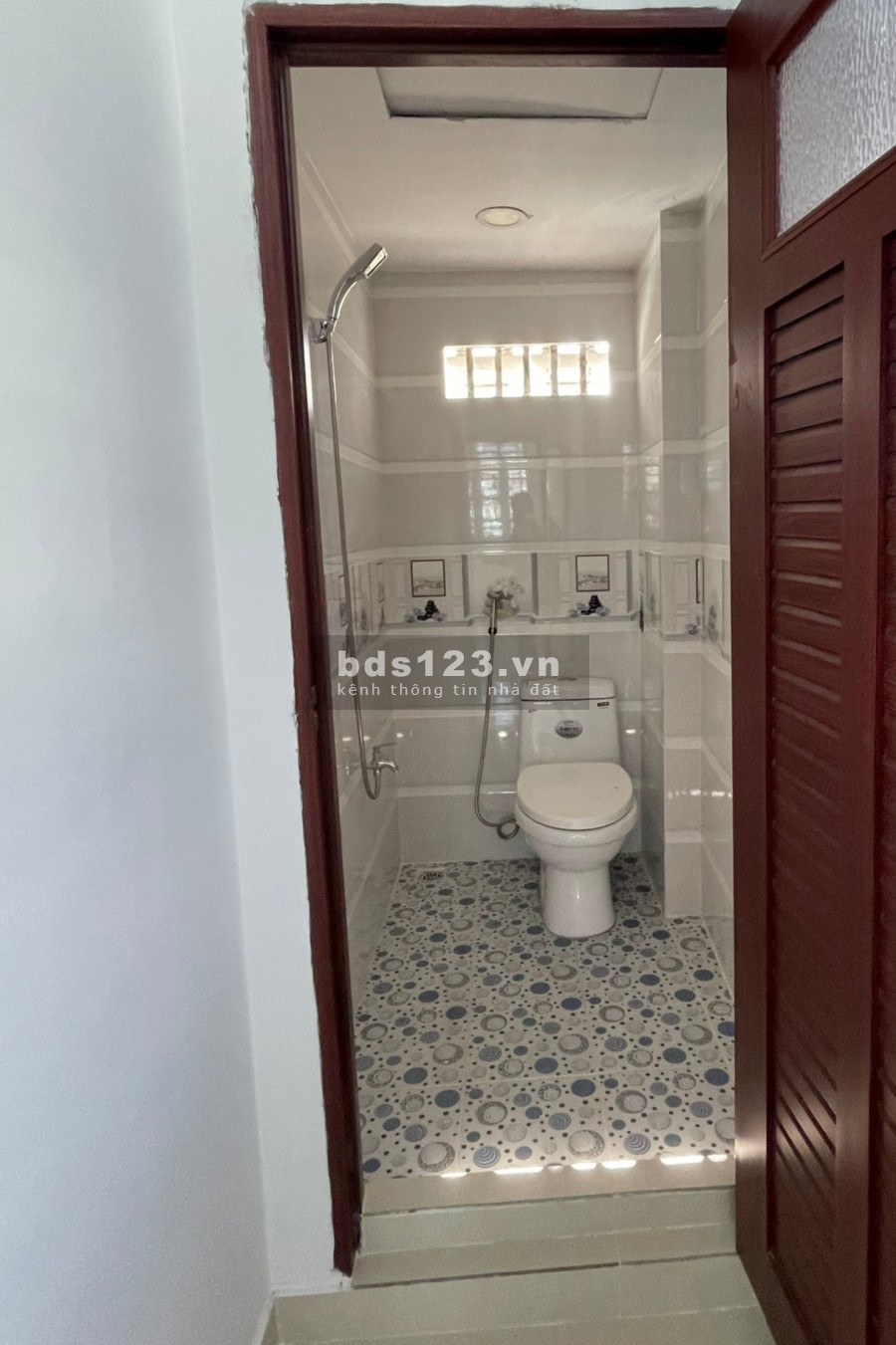 Bán nhà Bùi Thế Mỹ, 34m2, hẻm xe hơi, Tân Bình, chỉ 2.91 tỷ.