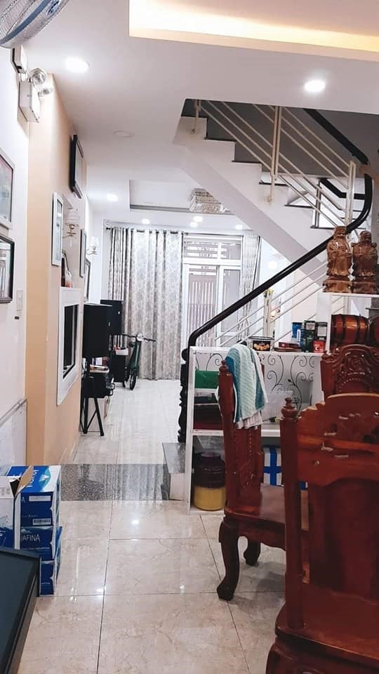 Khu dân trí cao Núi Thành Vip nhất Quận Tân Bình tập trung nhiều văn phòng hẻm xe tải