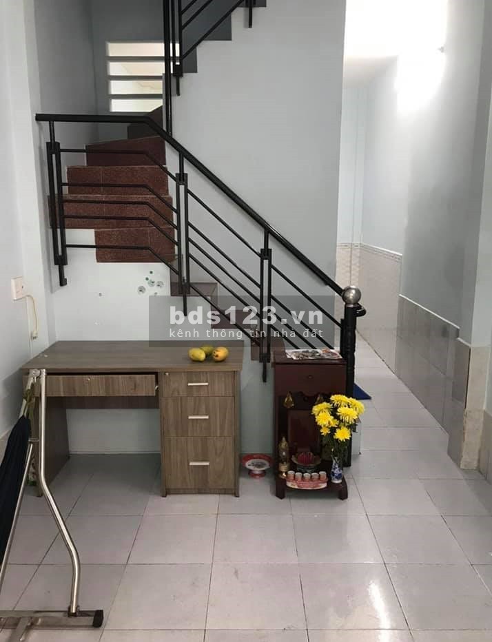 Bán nhà 16m2 Phú Hòa, hẻm xe hơi, p 8 Quận Tân Bình, giá 1 tỷ 699