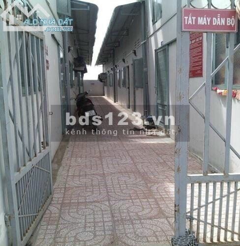 Nhà trọ 16 phòng đang cho thuê kín, sát cụm KCN lớn, đông dân, thu nhập 23tr/tháng, giá 1.750 tỷ