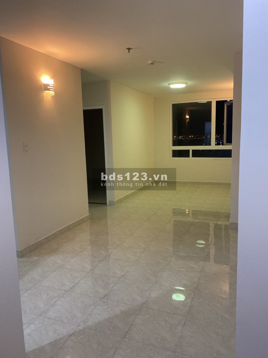 Cho thuê căn hộ 2PN 90 Riverside 90 Nguyễn Hữu Cảnh. giá 9 triệu 0936240549 Diệu