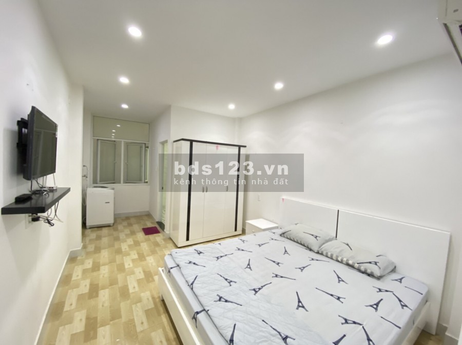 Cho thuê Căn hộ dịch vụ - 1 phòng ngủ + phòng khách riêng gần sân bay