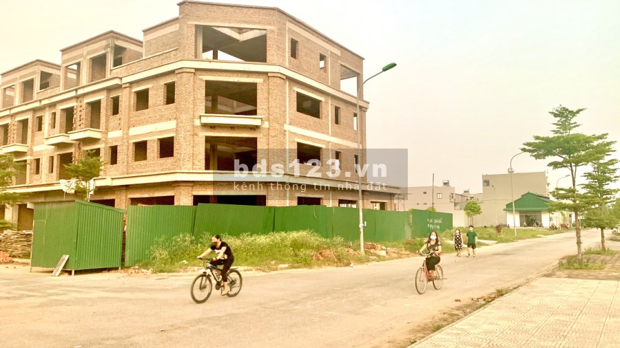 Lô á hậu đất 97m2 - Hướng Đông Bắc - Mặt tiền 17.5m KĐT mới Xuân Hoà