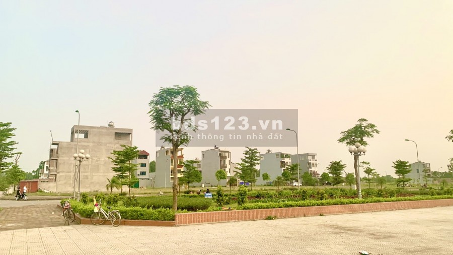 Lô á hậu đất 97m2 - Hướng Đông Bắc - Mặt tiền 17.5m KĐT mới Xuân Hoà