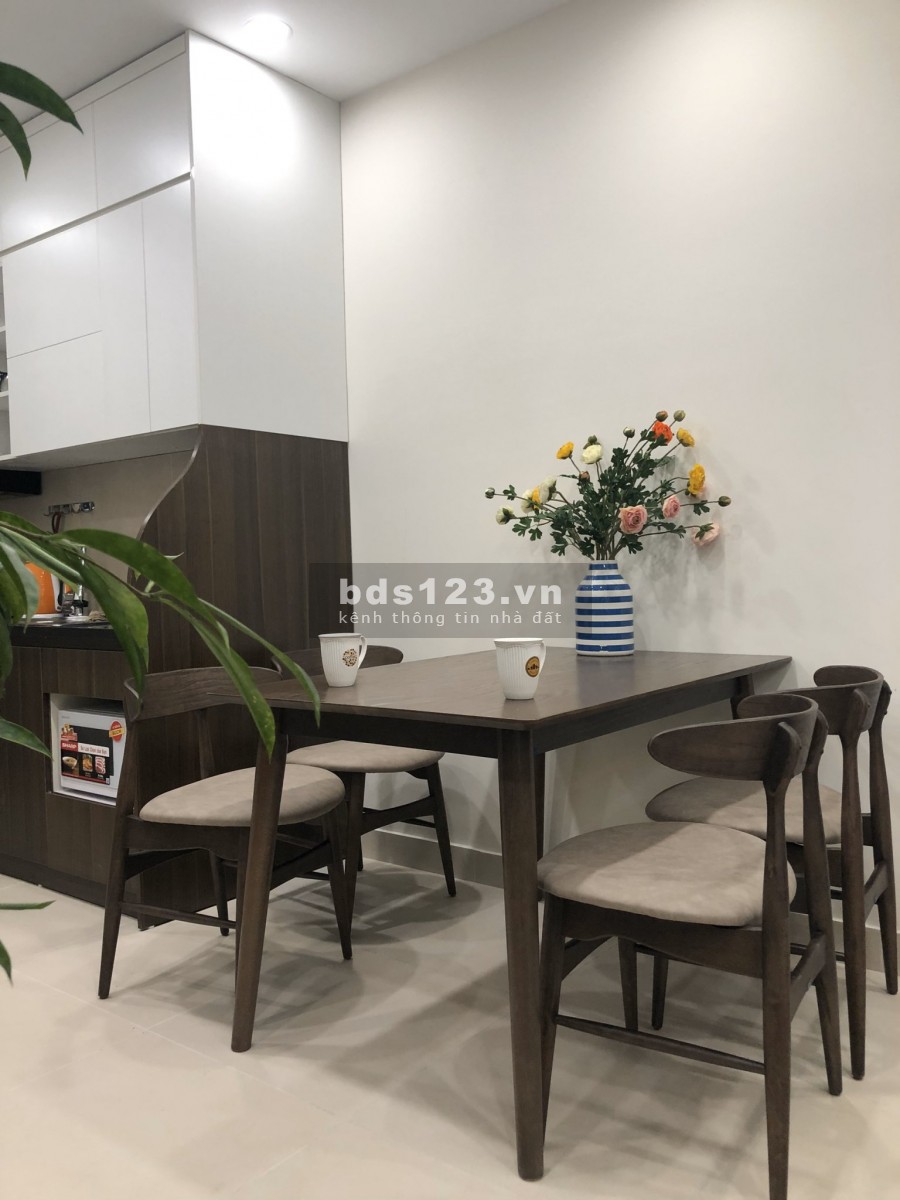 Cần cho thuê căn hộ chung cư FLC 18 Phạm Hùng. 2 PN. 57m2. đầy đủ nội thất.