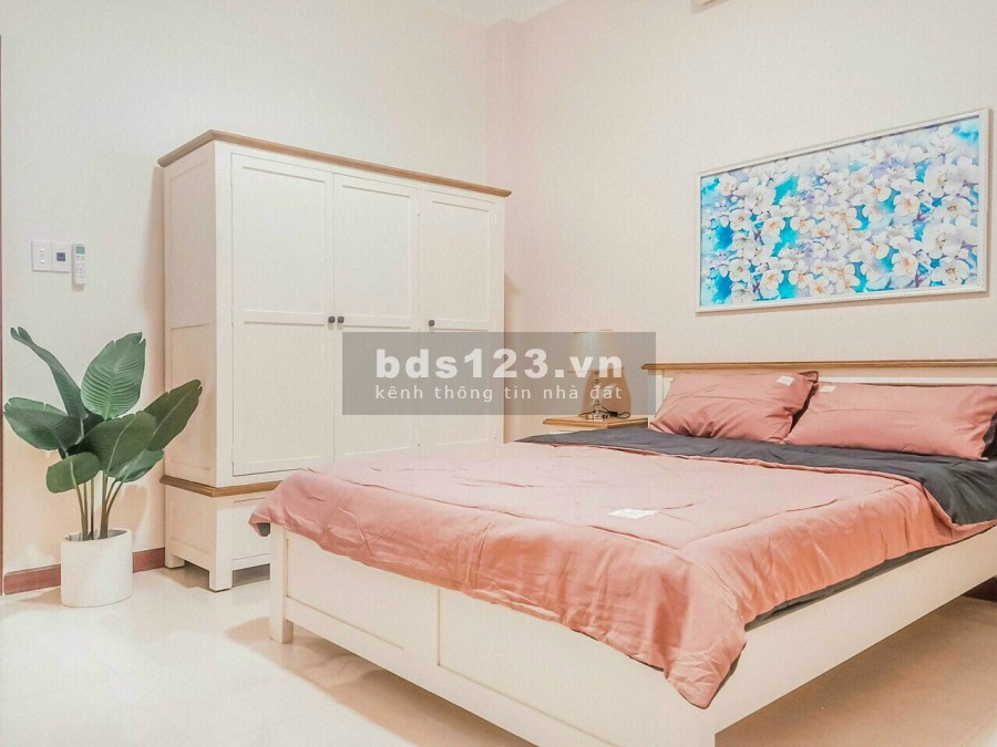 Bán nhà 2 lầu 1 trệt ngay Tân Đông Hiệp Dĩ An, sổ hồng riêng từng căn